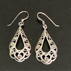 RARE ~ 925 Sterling Silver Oval Teardrop Earrings